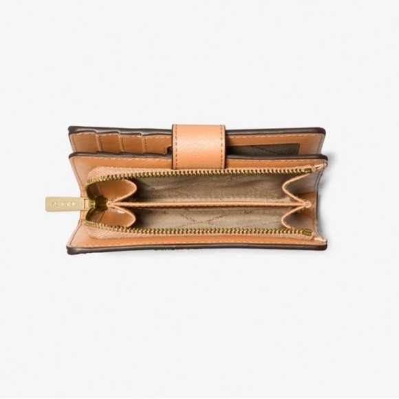 🧡MICHAEL KORS🧡Cider Medium Crossgrain Leather Bifold Wallet - Picture 4 of 7